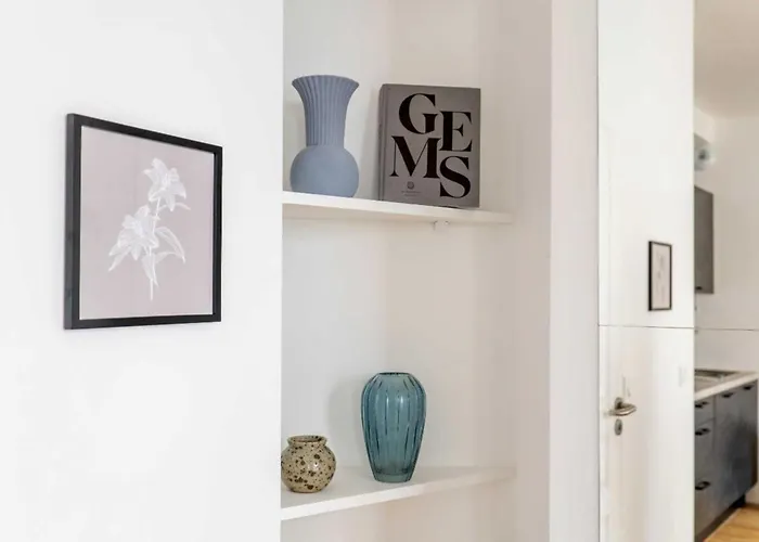 Superb Flat - Heart Of Marais -