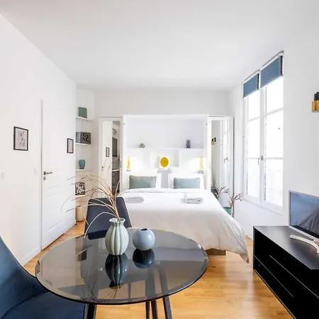 Superb Flat - Heart Of Marais - * Parijs